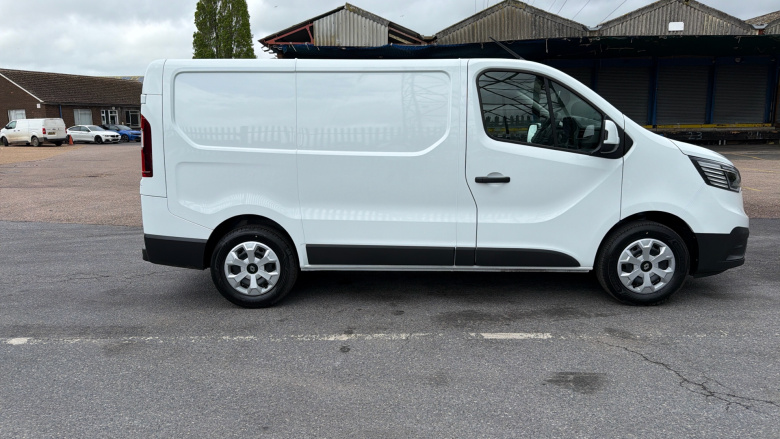 Renault Trafic Swb Diesel SL30 Blue dCi 130 Advance [Safety] Van